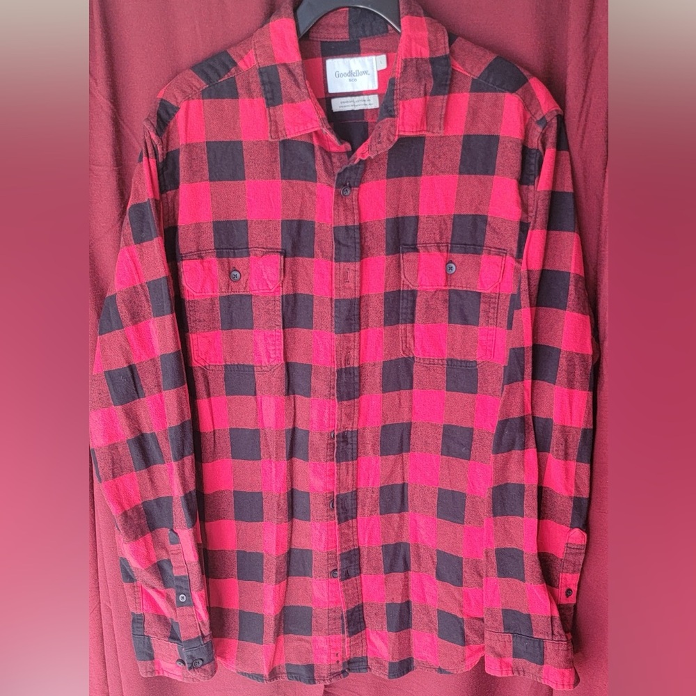 Goodfellow & Co Red and Black Checkered Men's Shirt